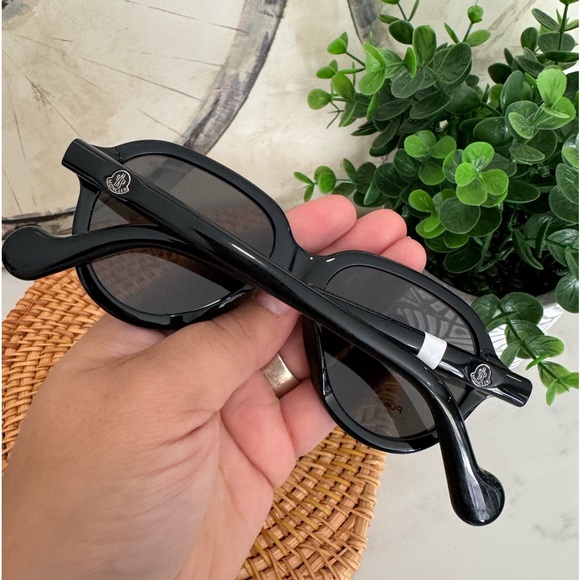 NO OFFERS !MONCLER black polarized Bahrain sunglasses ✨ - Picture 7 of 11